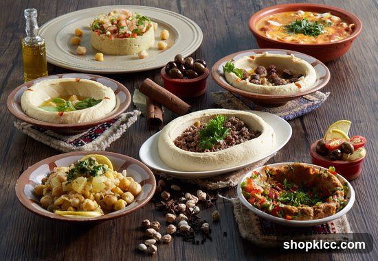 Mediterranean Platter with Hummus and Fattoush