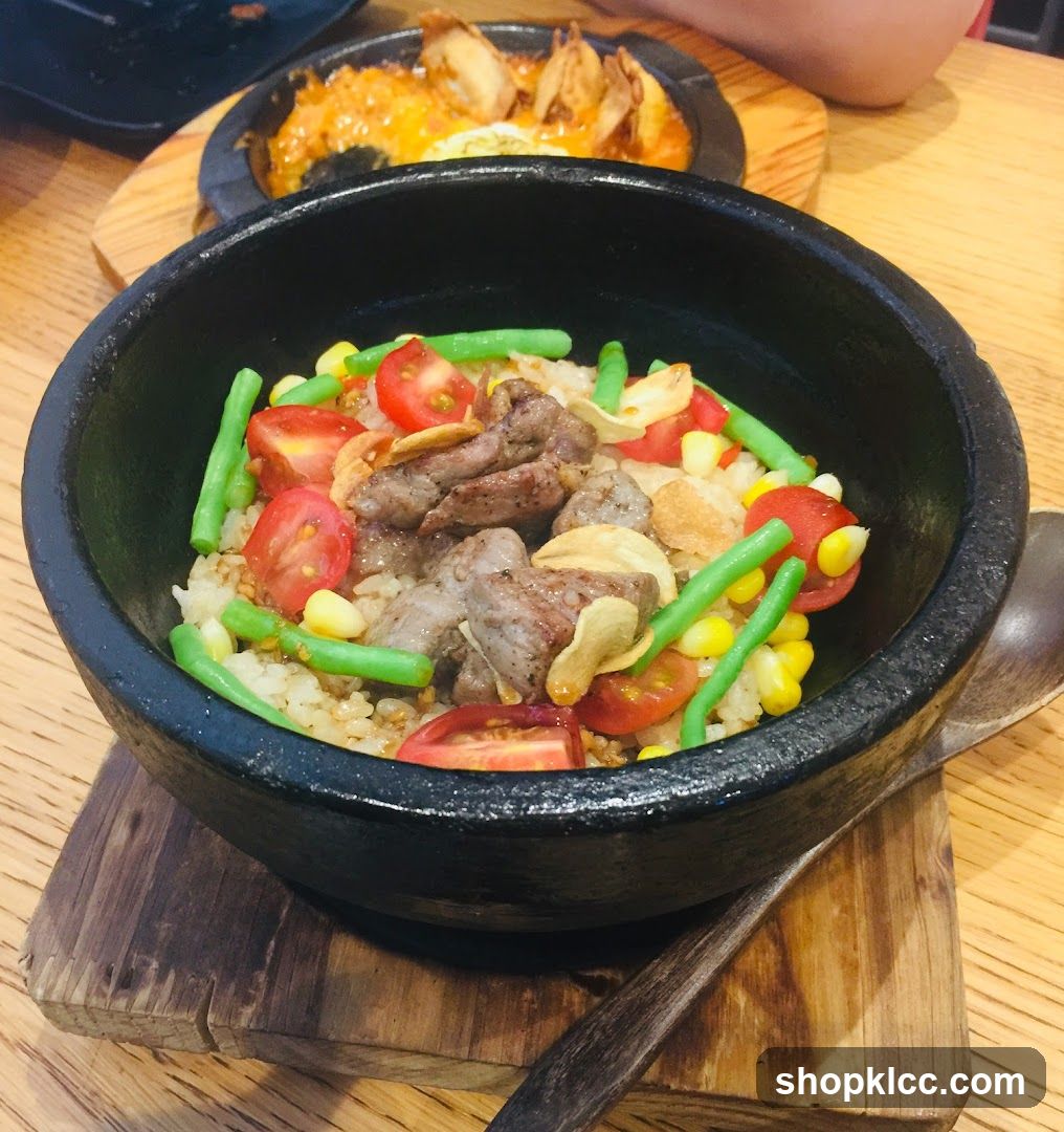 Stew Rice Bowl with Meat and Vegetables