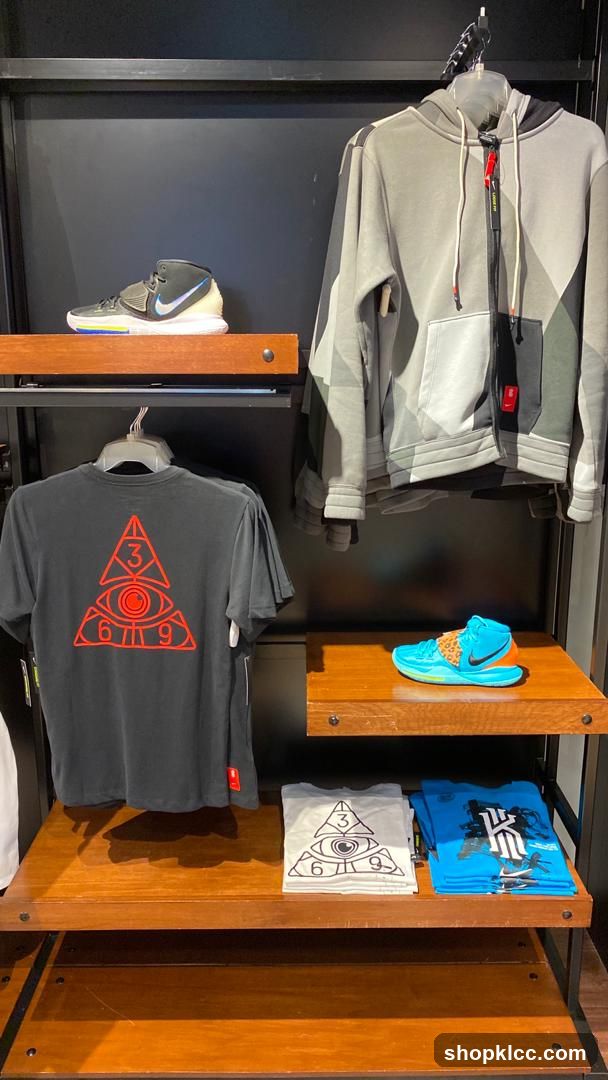 Nike Store Interior Display