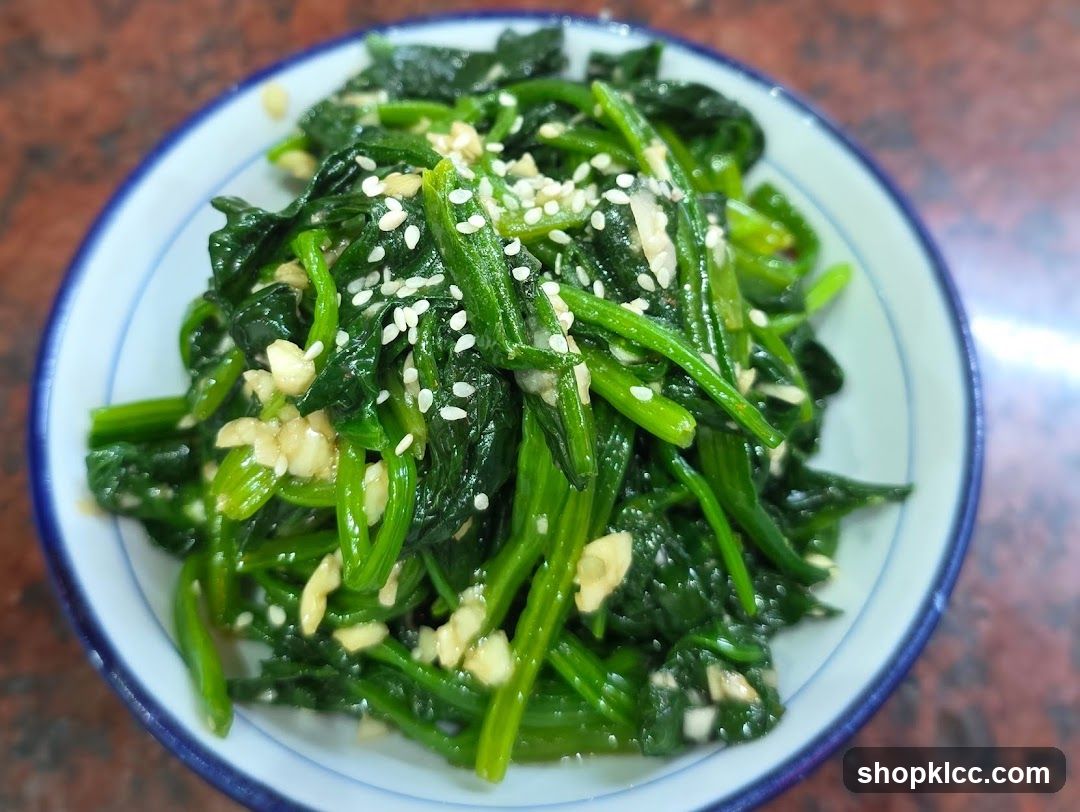 Stir-fried Spinach with Garlic and Sesame Seeds