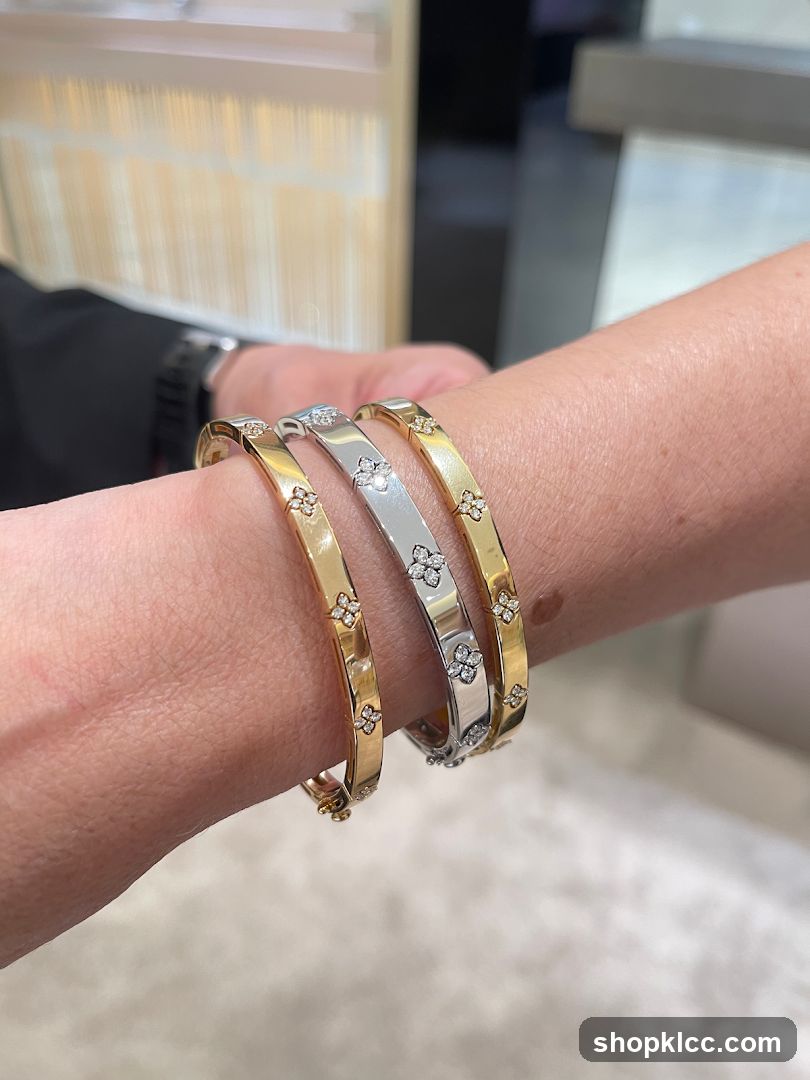 Jewelry Bangle Display