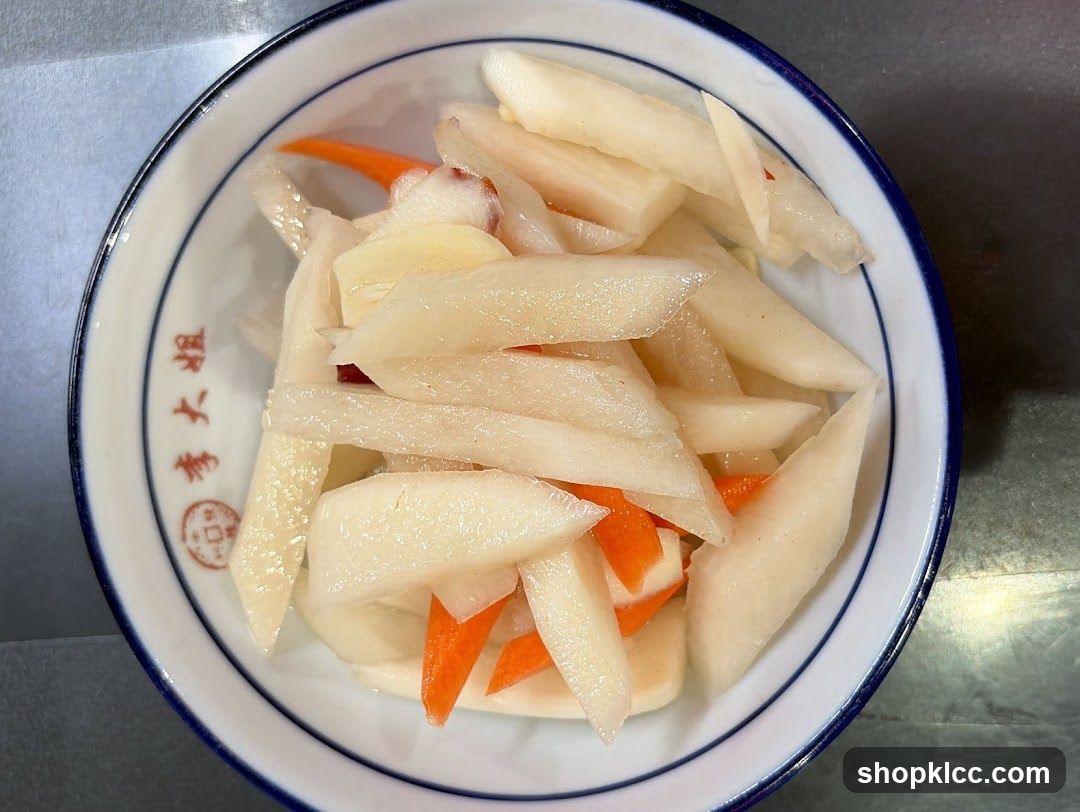 Sliced Radish and Carrot Dish