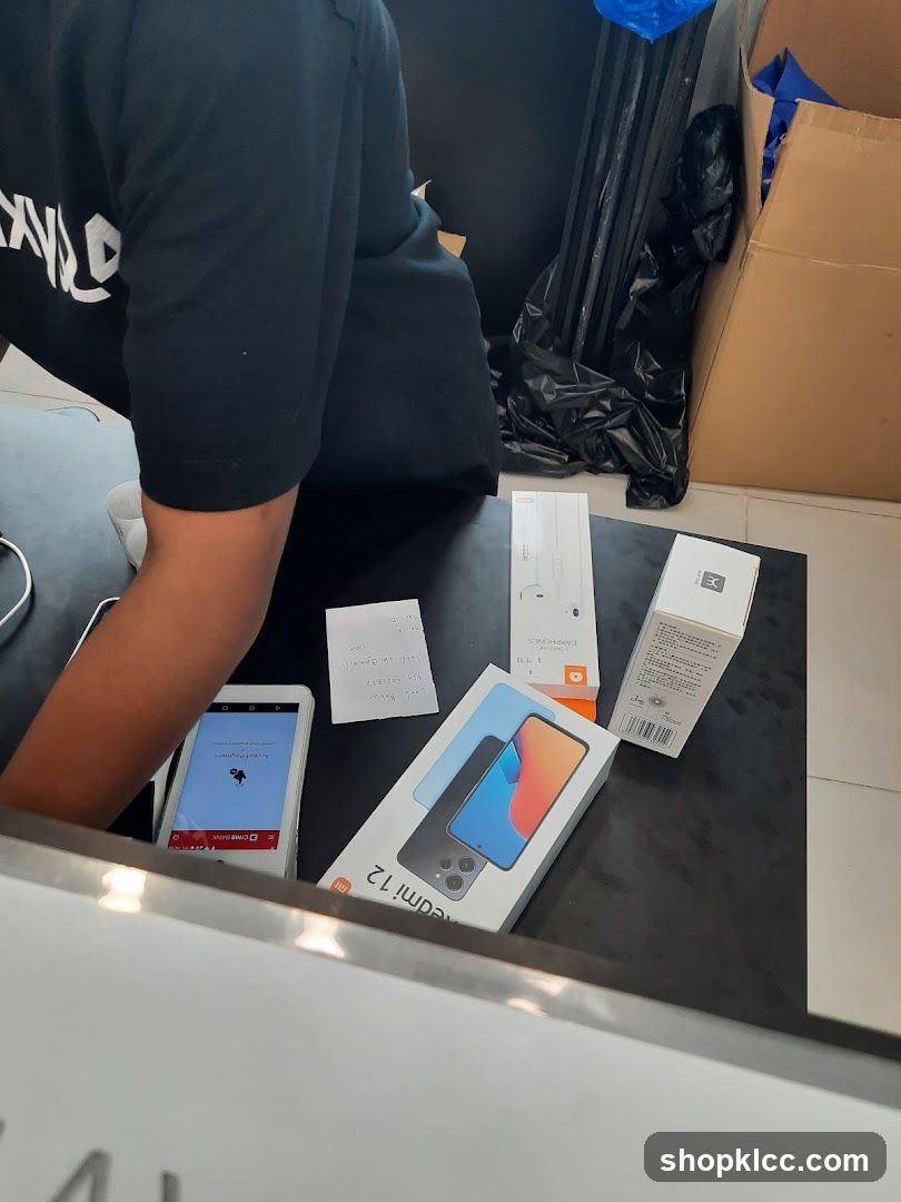 Mobile Phones and Accessories