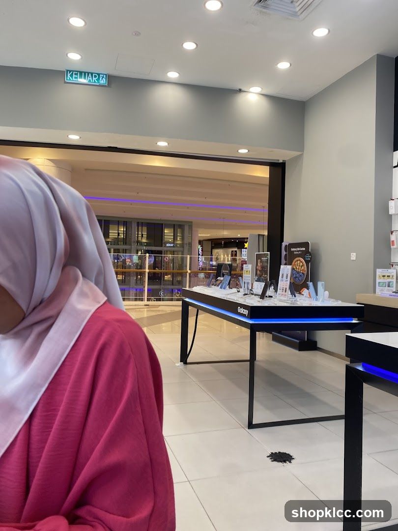 Electronics Store Display