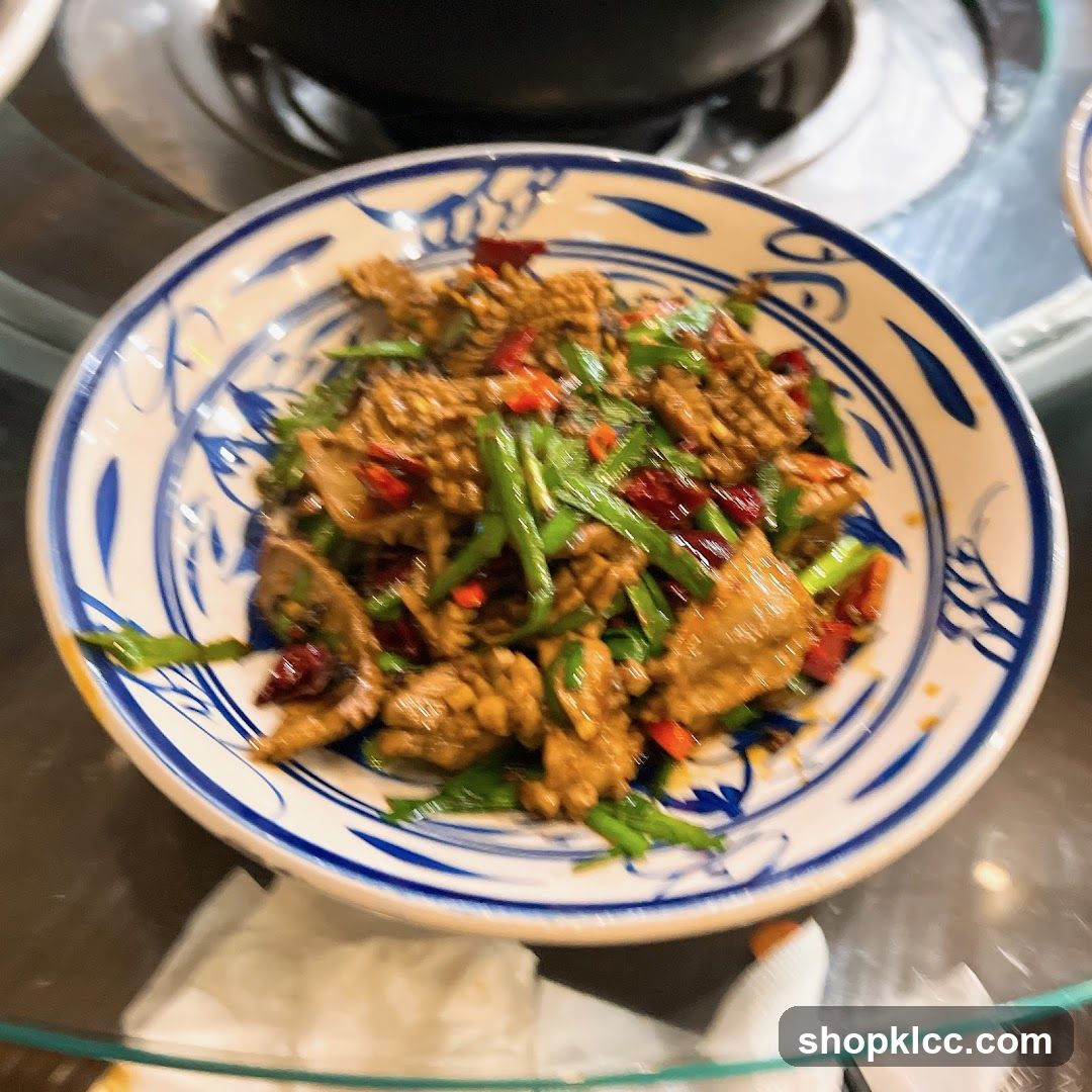 Stir-fried Chicken Liver with Green Onions and Chili Peppers