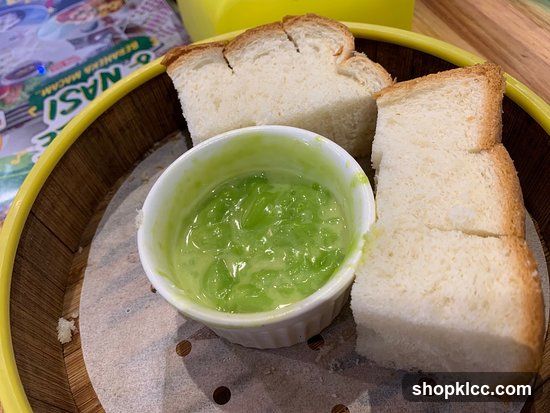 Toasted Bread with Pandan Kaya