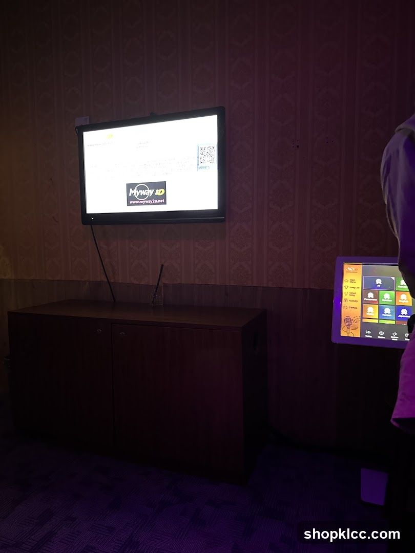 Karaoke Screen and Tablet