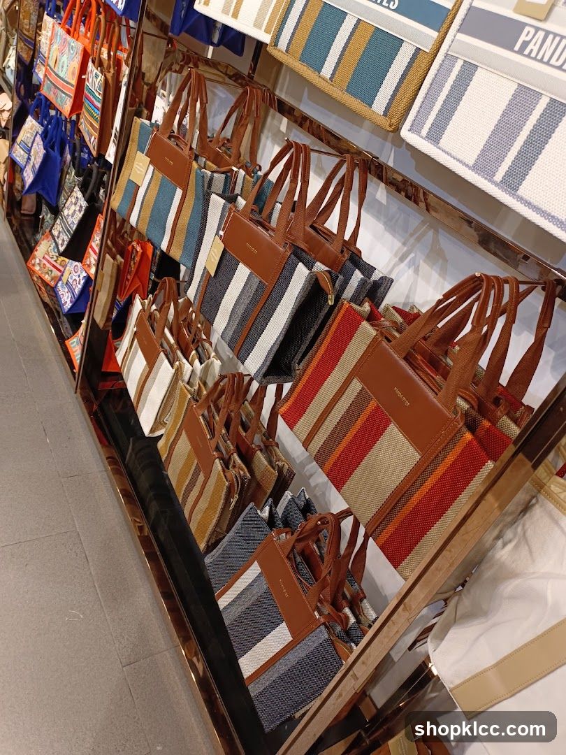 Tote Bag Display