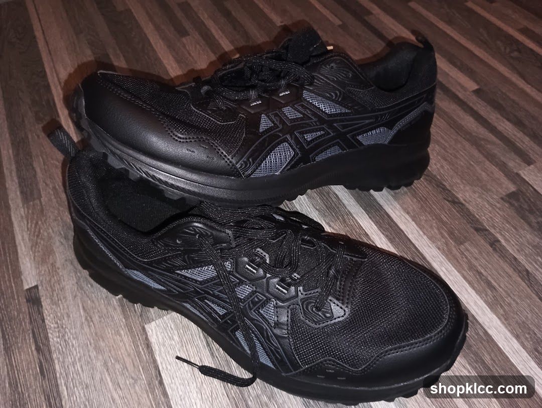 Black Asics Running Shoes