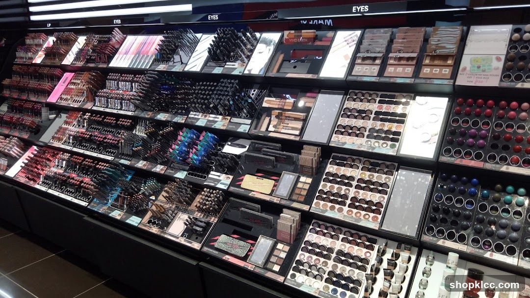 Makeup Display