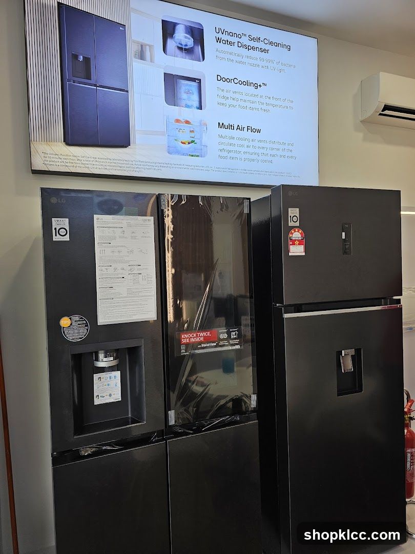 LG Refrigerators Display