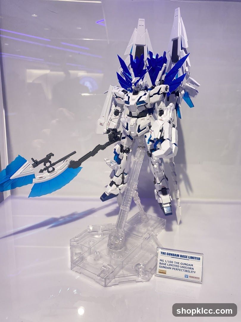 MG 1/100 The Gundam Base Limited Unicorn Gundam Perfectibility Display