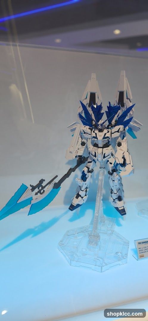 Gundam Model Display