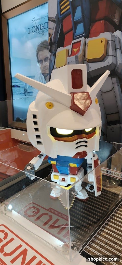 Gundam Model Display