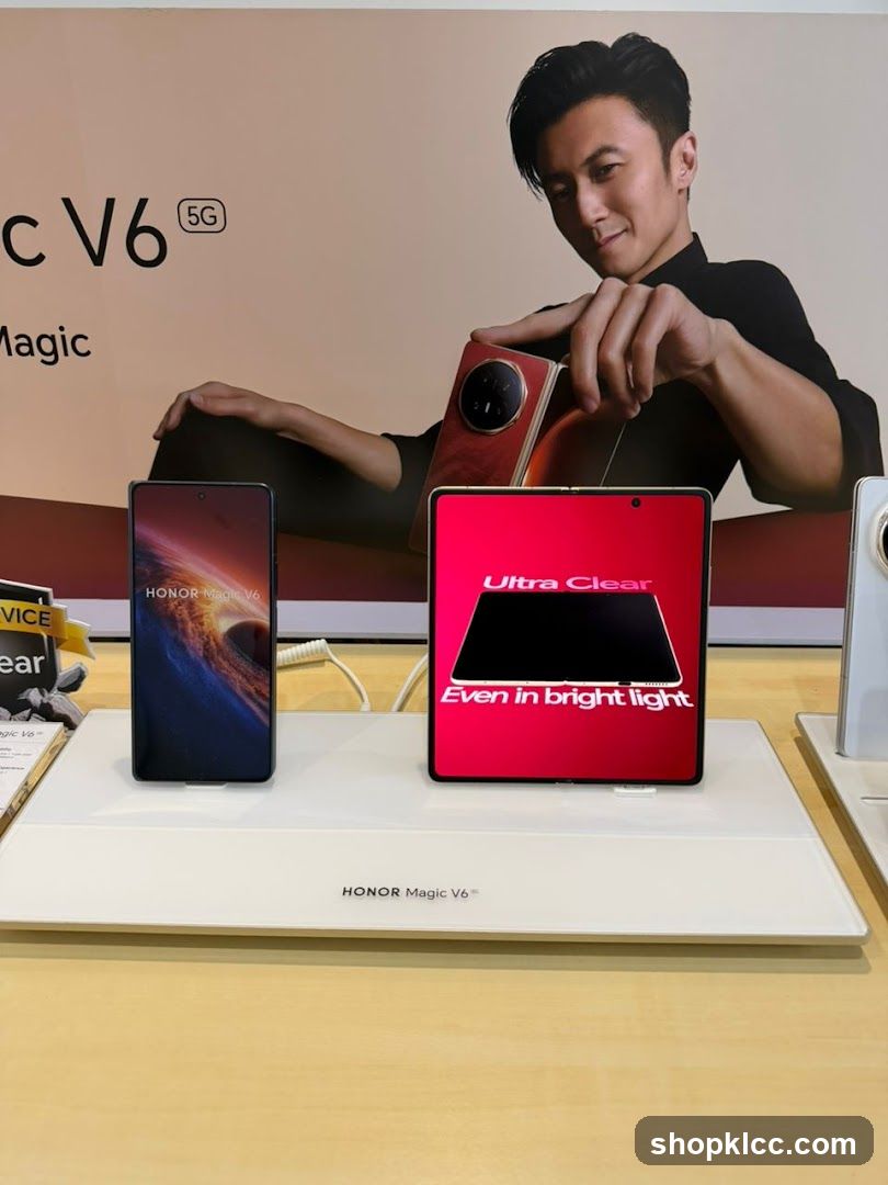 Honor Magic V6 Display