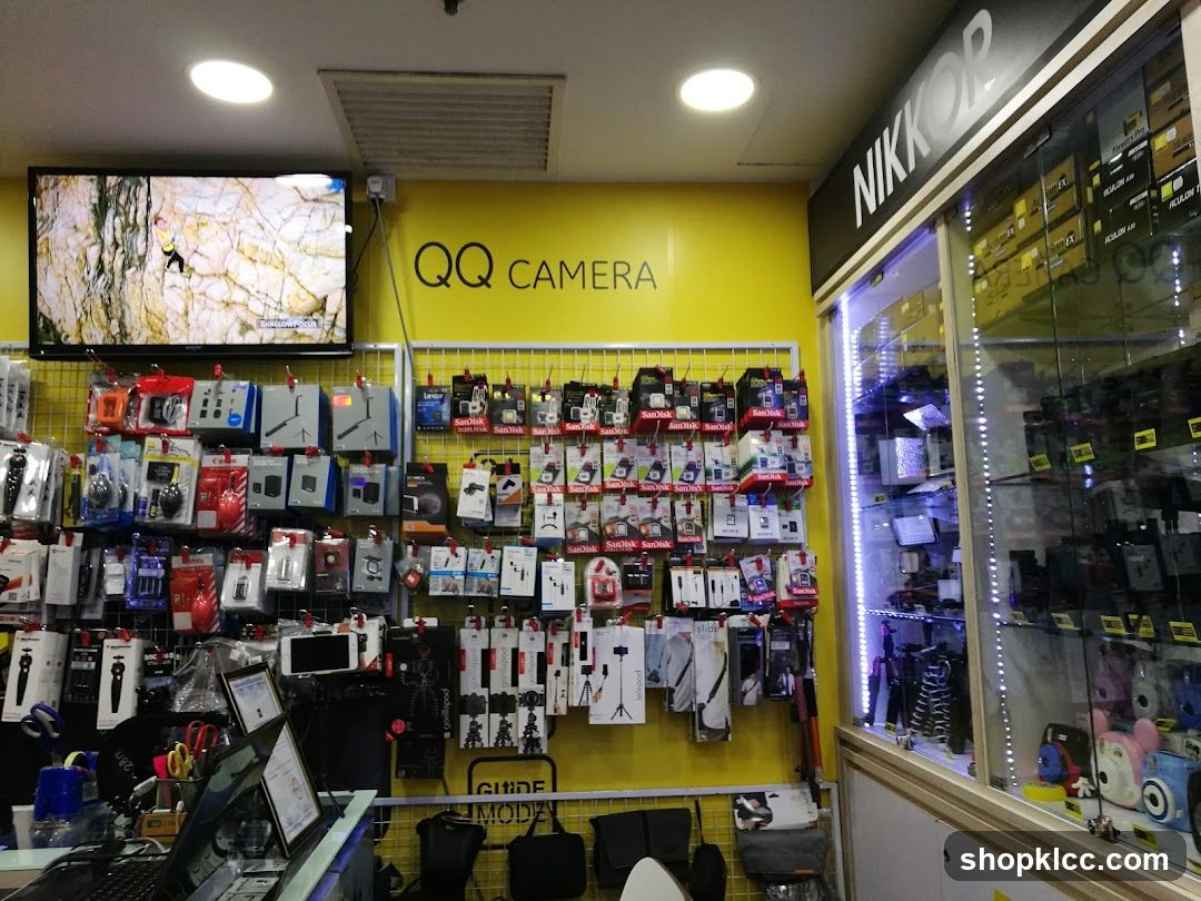 Camera Store Display