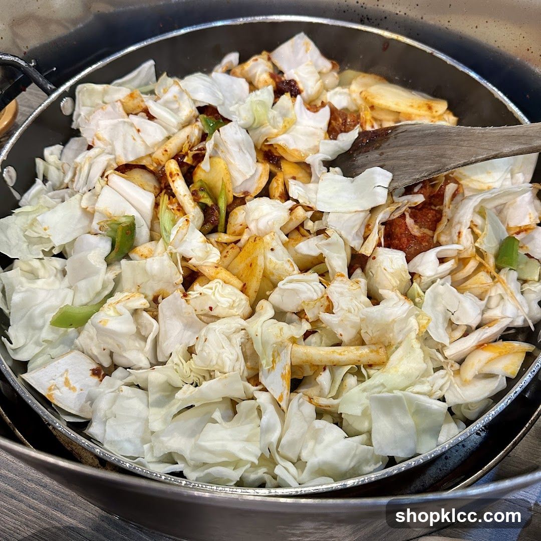 Stir-fried Cabbage and Meat