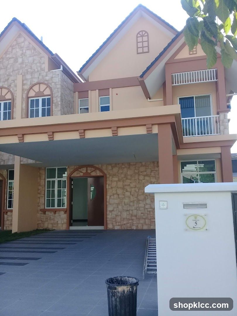 Modern House Exterior