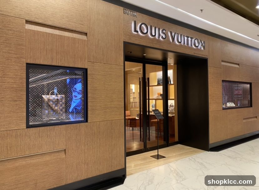 Louis Vuitton Storefront