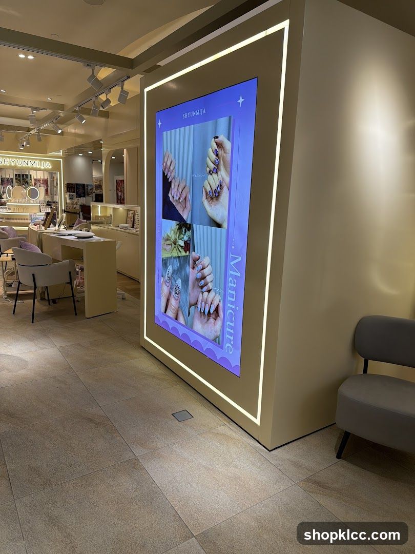Digital Display of Manicure Designs