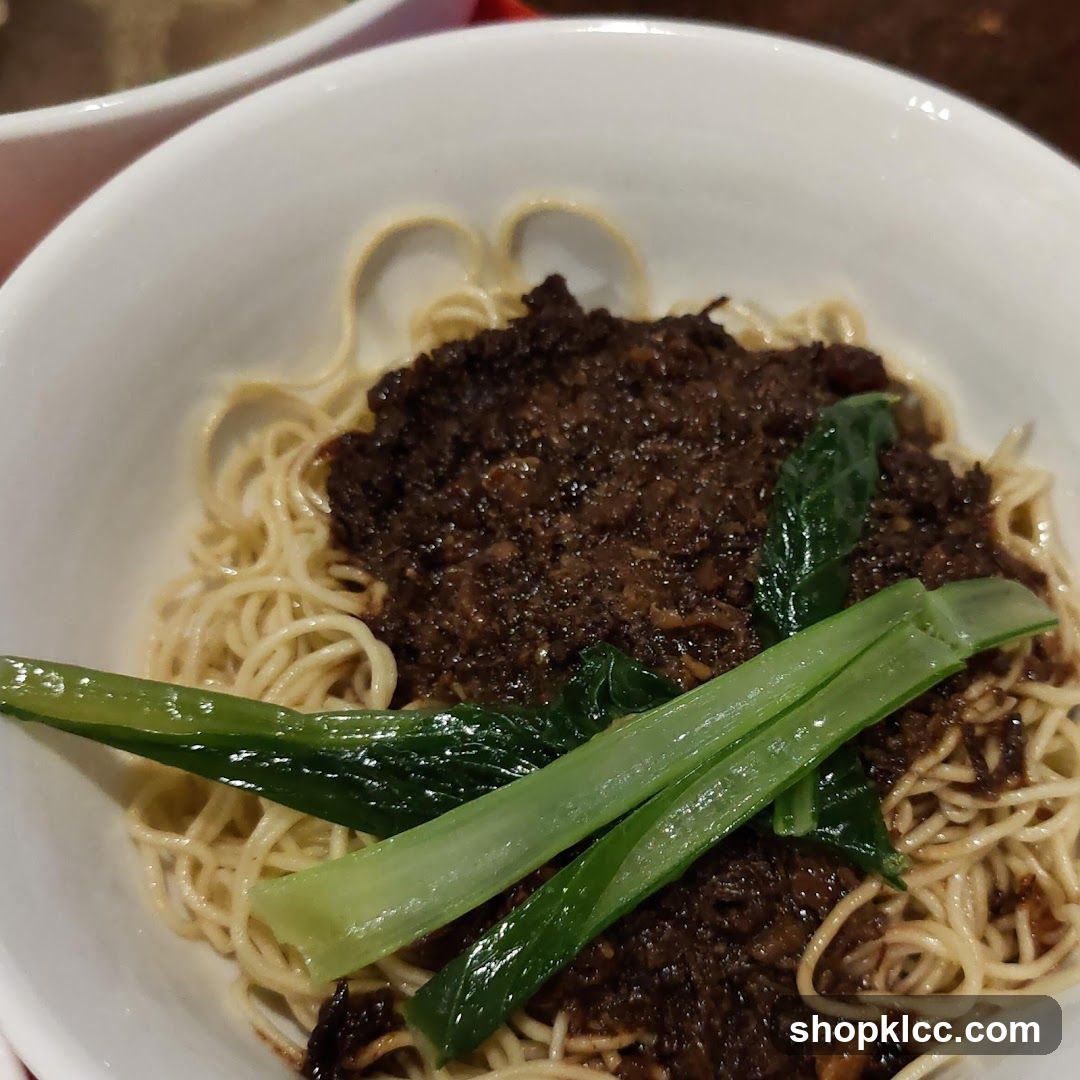 Noodles with Toppings