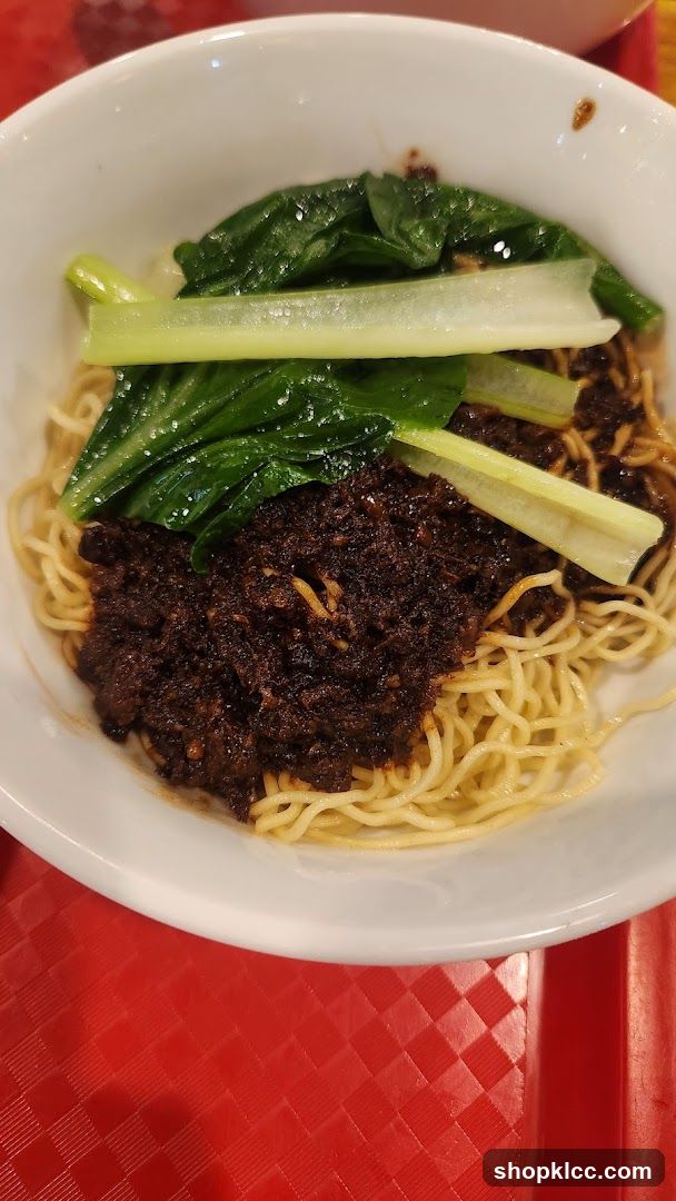 Noodles with Toppings