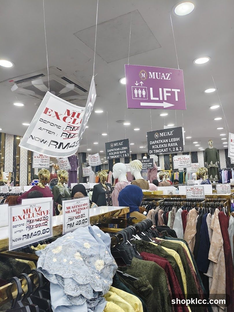 Clothing store sale display