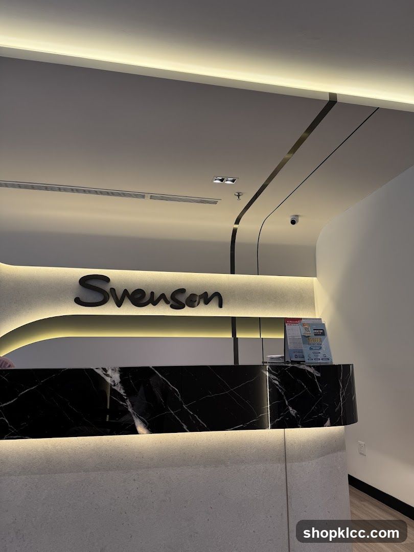 Svenson Reception Desk