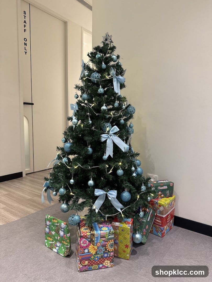 Christmas Tree with Presents