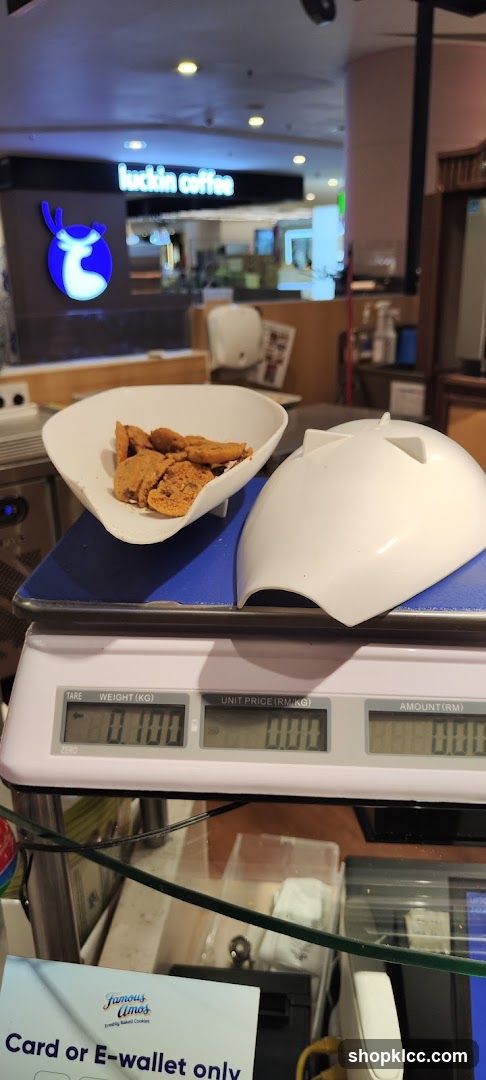 Famous Amos