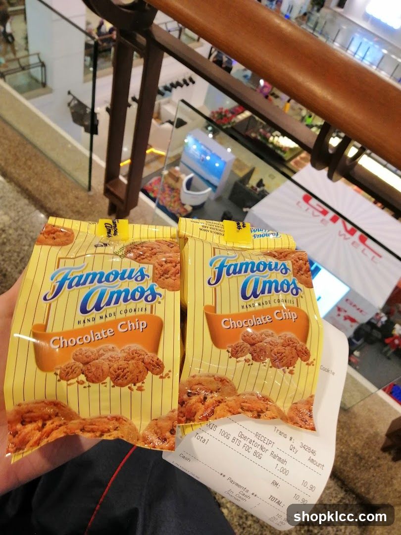 Famous Amos Chocolate Chip Cookies
