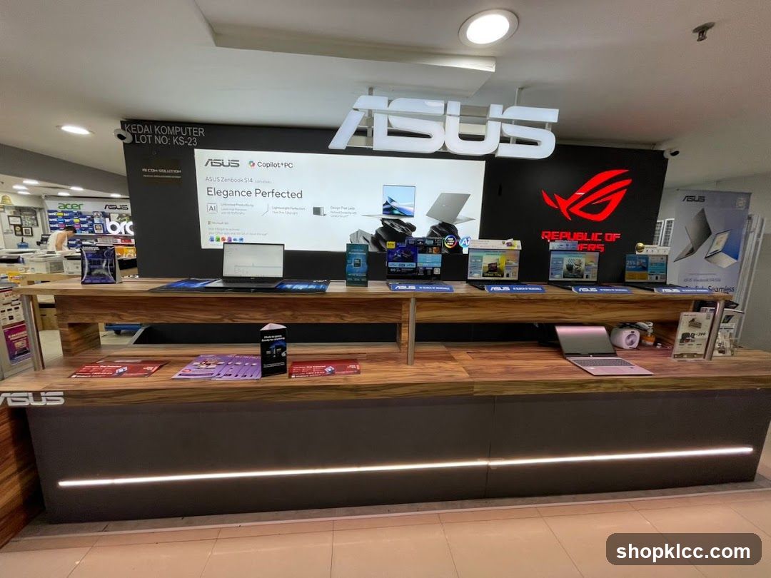 ASUS Computer Store Display