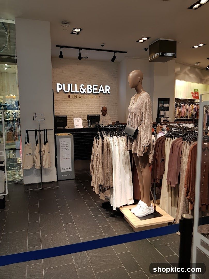 Pull & Bear Store Interior