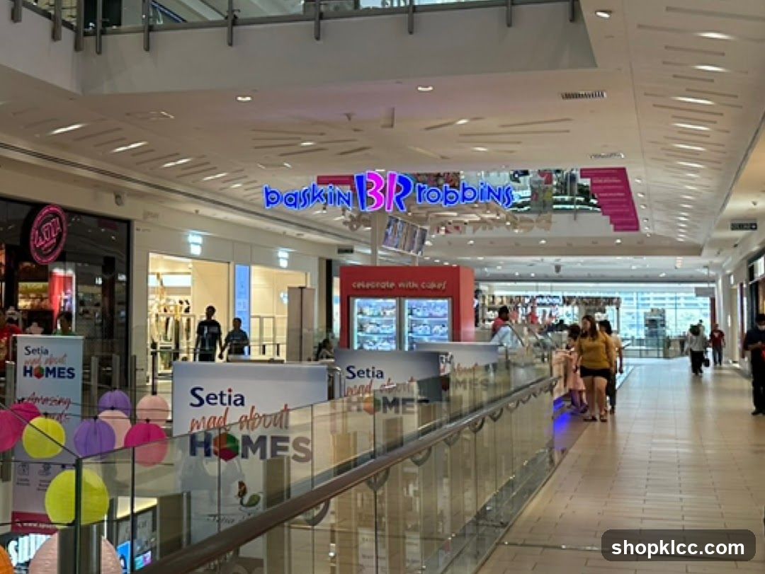 Baskin Robbins Storefront