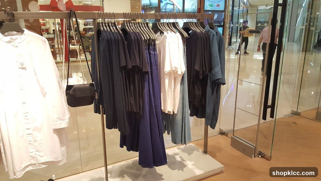 Clothing Display Rack
