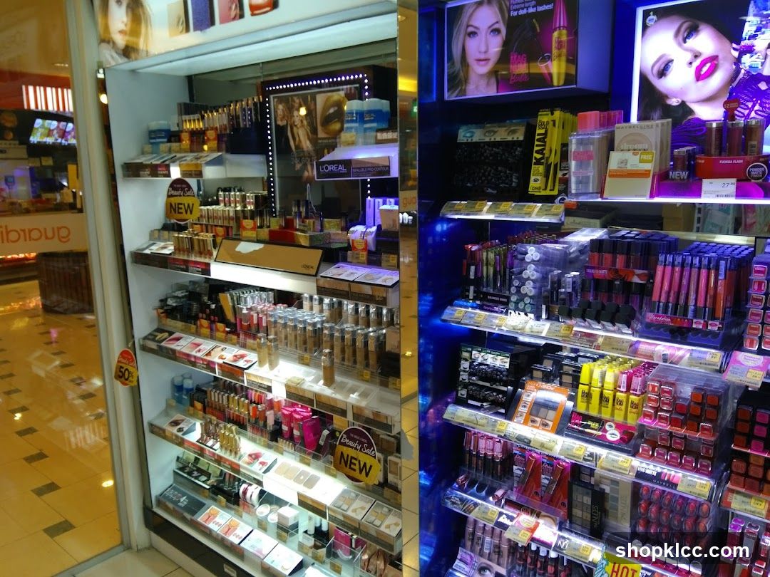Cosmetics Display