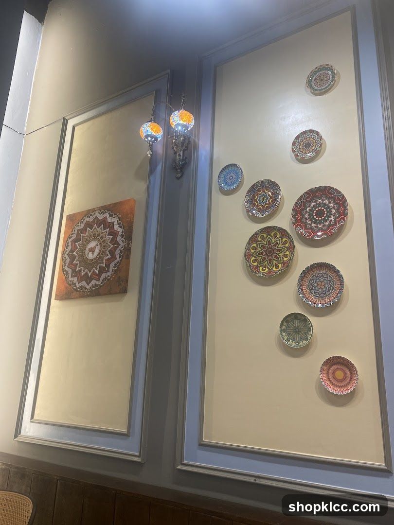 Decorative Wall Plates and Artwork