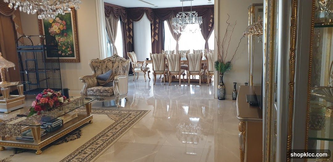 Luxurious Living and Dining Area