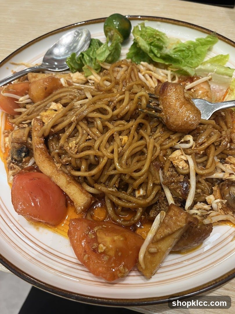 Noodles with Tomatoes and Greens