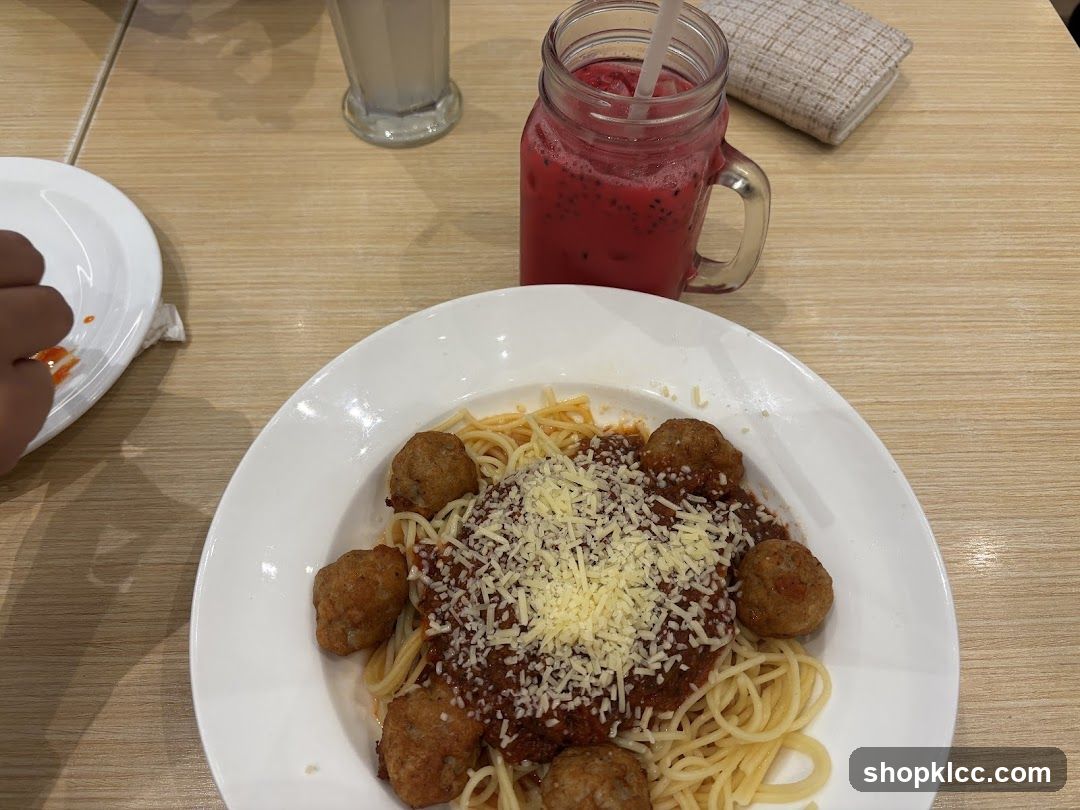 Spaghetti and Meatballs with Drink
