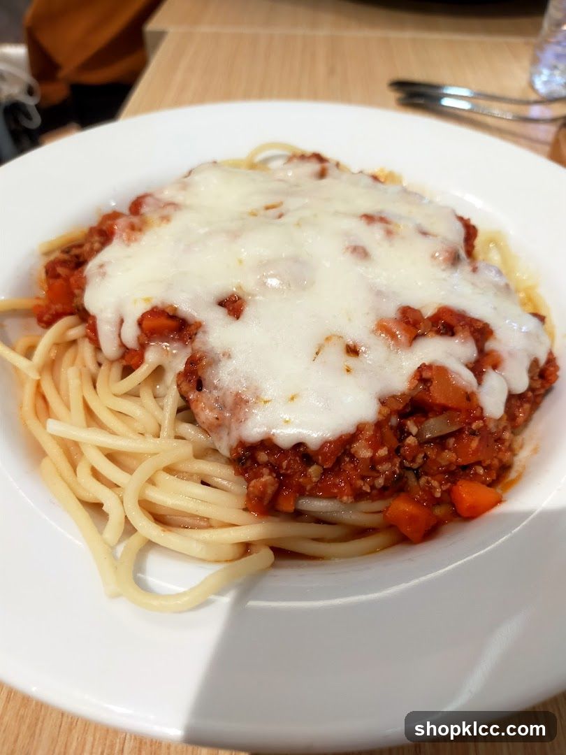 Spaghetti Bolognese with Melted Cheese