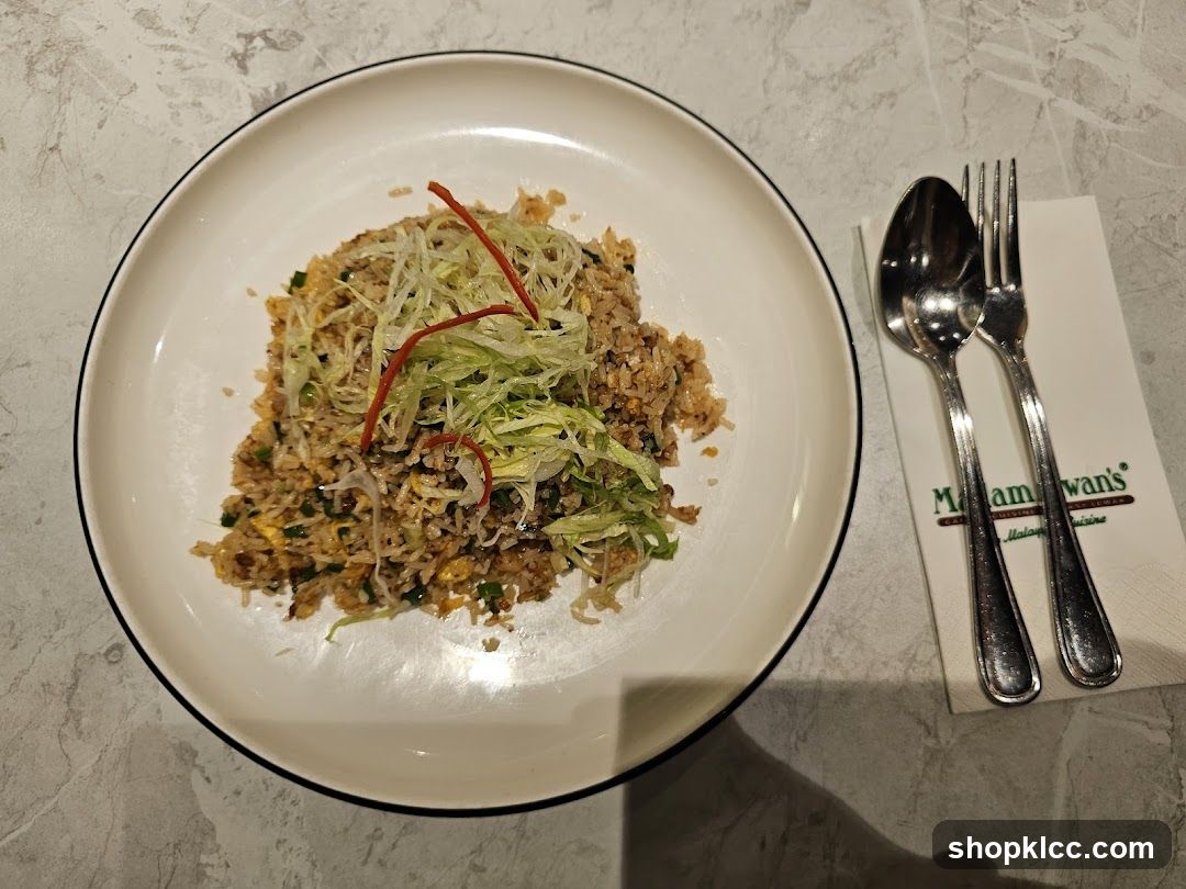 Fried Rice with Shredded Lettuce and Chili Threads