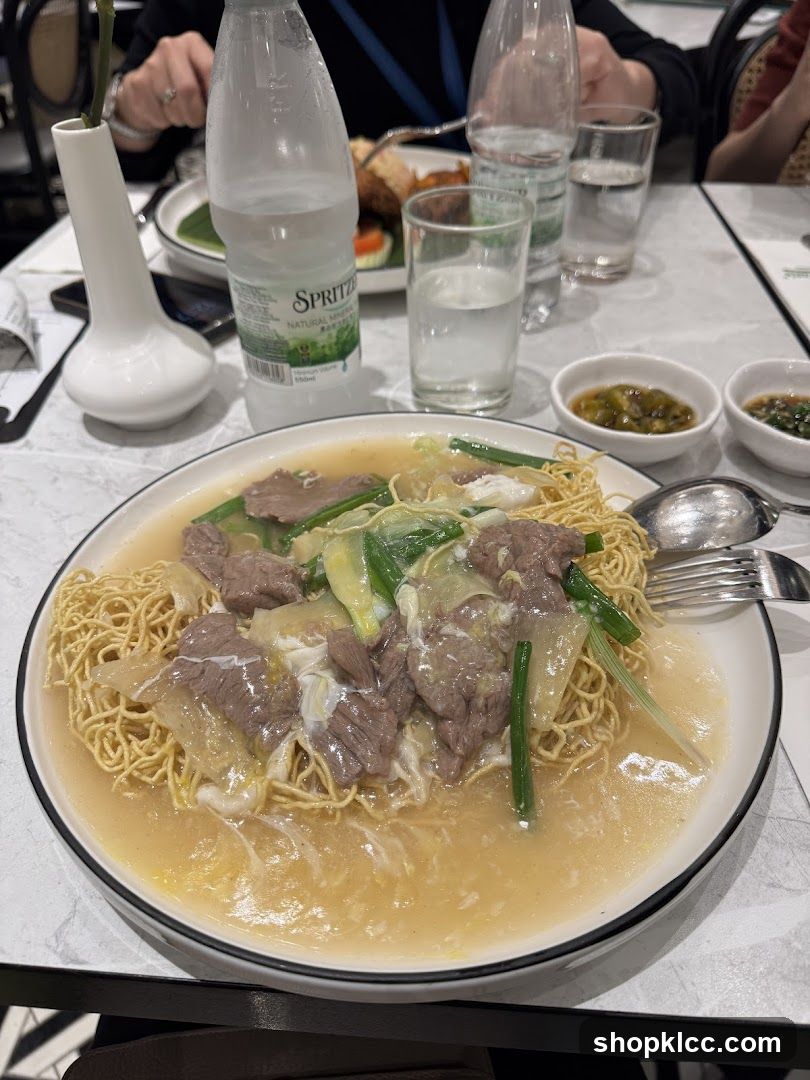 Crispy Noodles with Beef