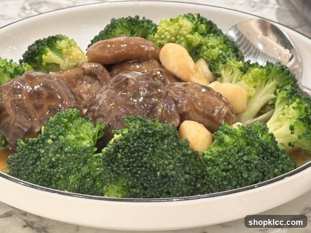 Braised Dish with Broccoli
