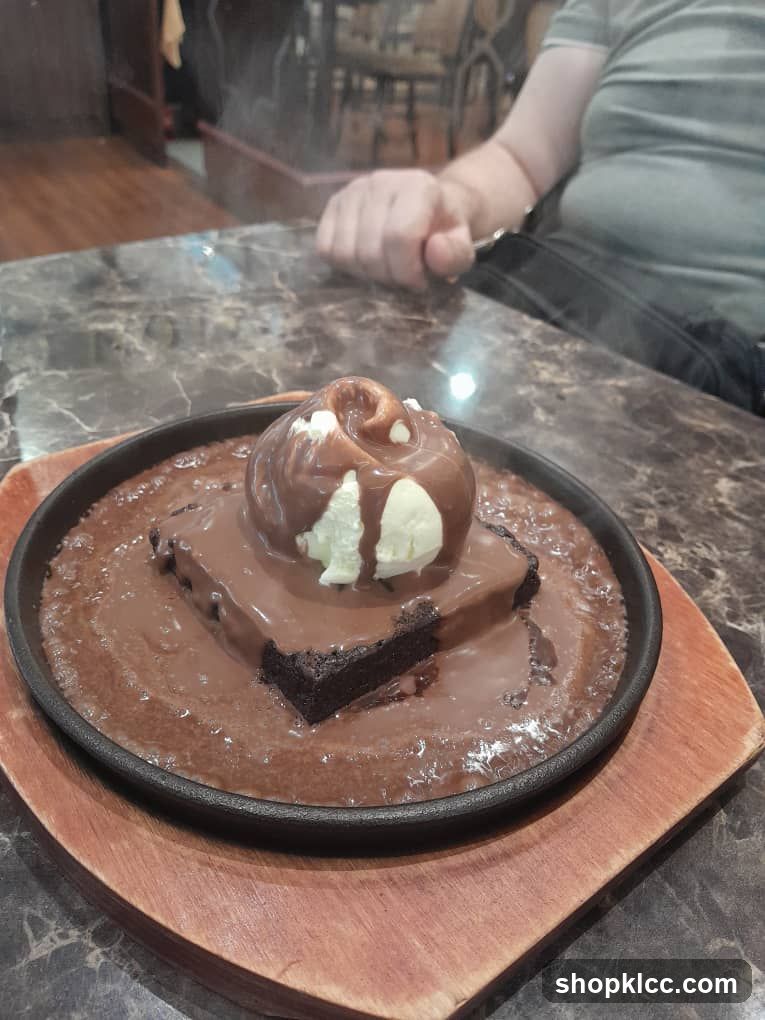 Sizzling Brownie with Ice Cream