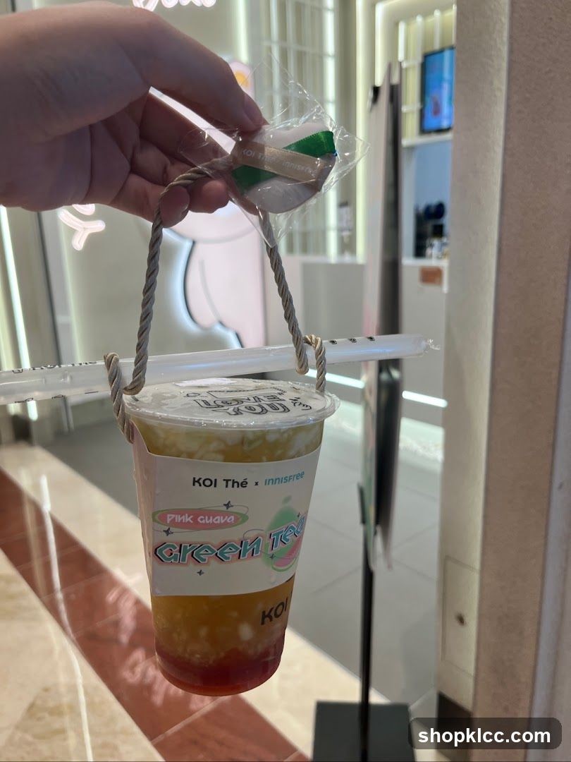 KOI Thé x innisfree Pink Guava Green Tea