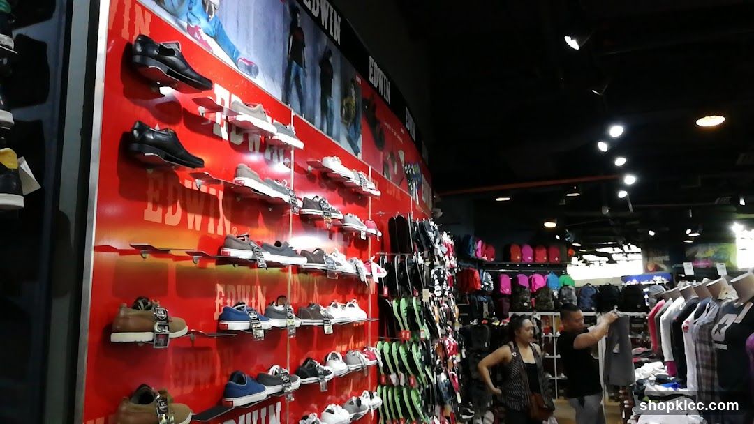 Shoe and Bag Store Interior