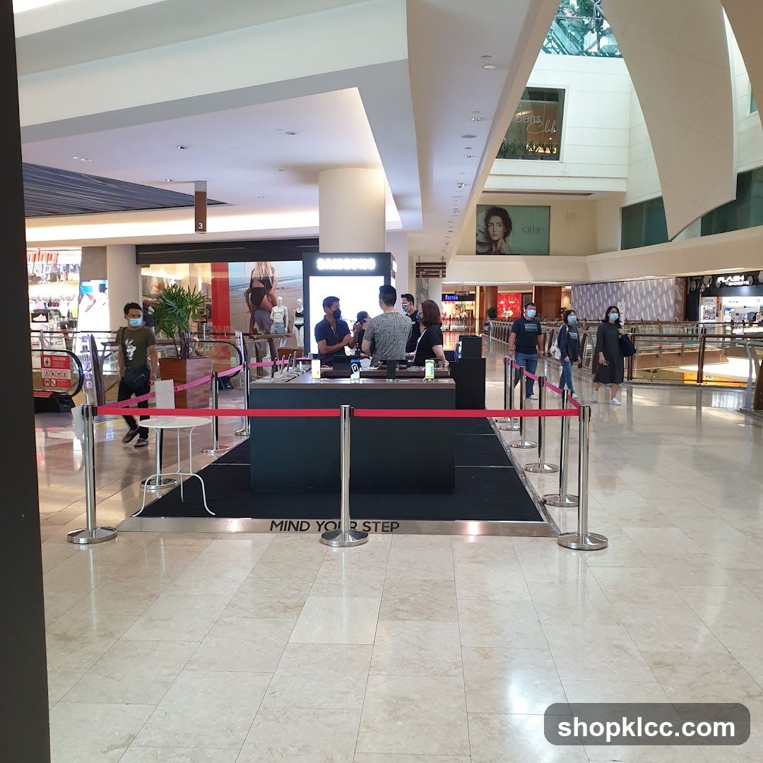Samsung Display Stand in Mall
