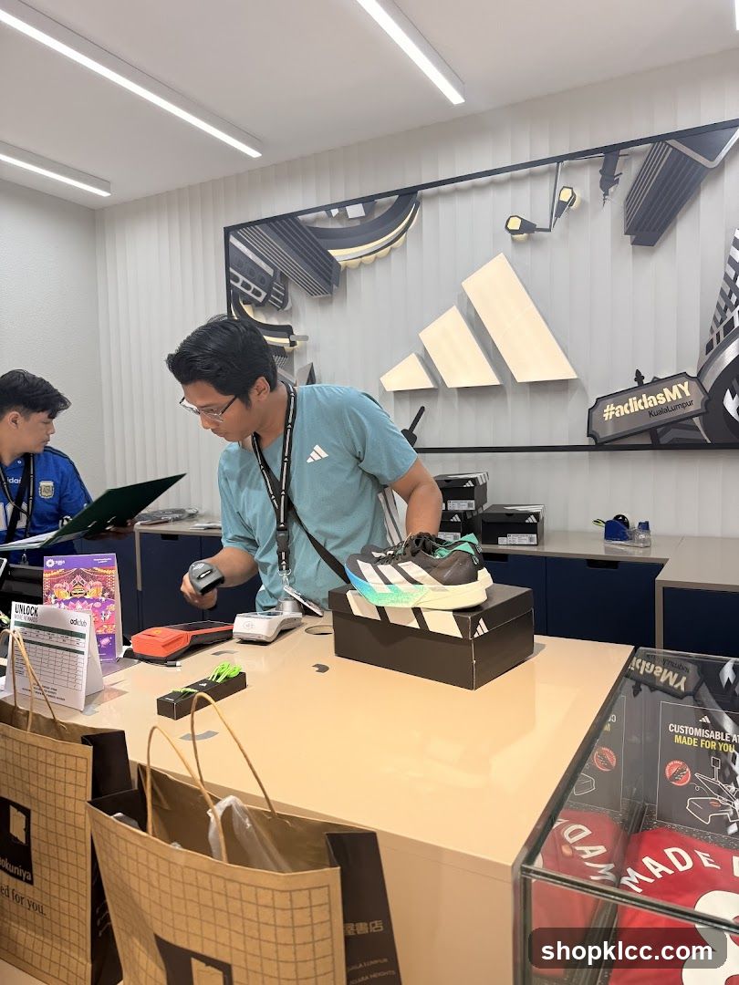 Adidas Store Checkout