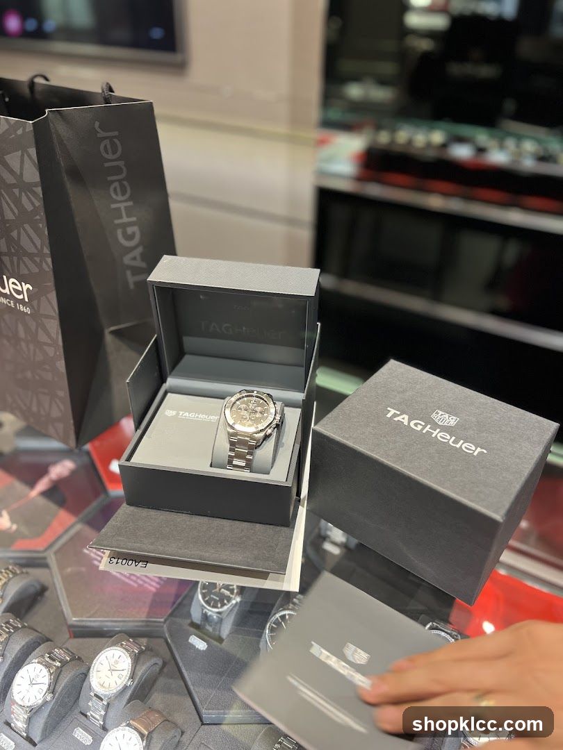 TAG Heuer Watch Display